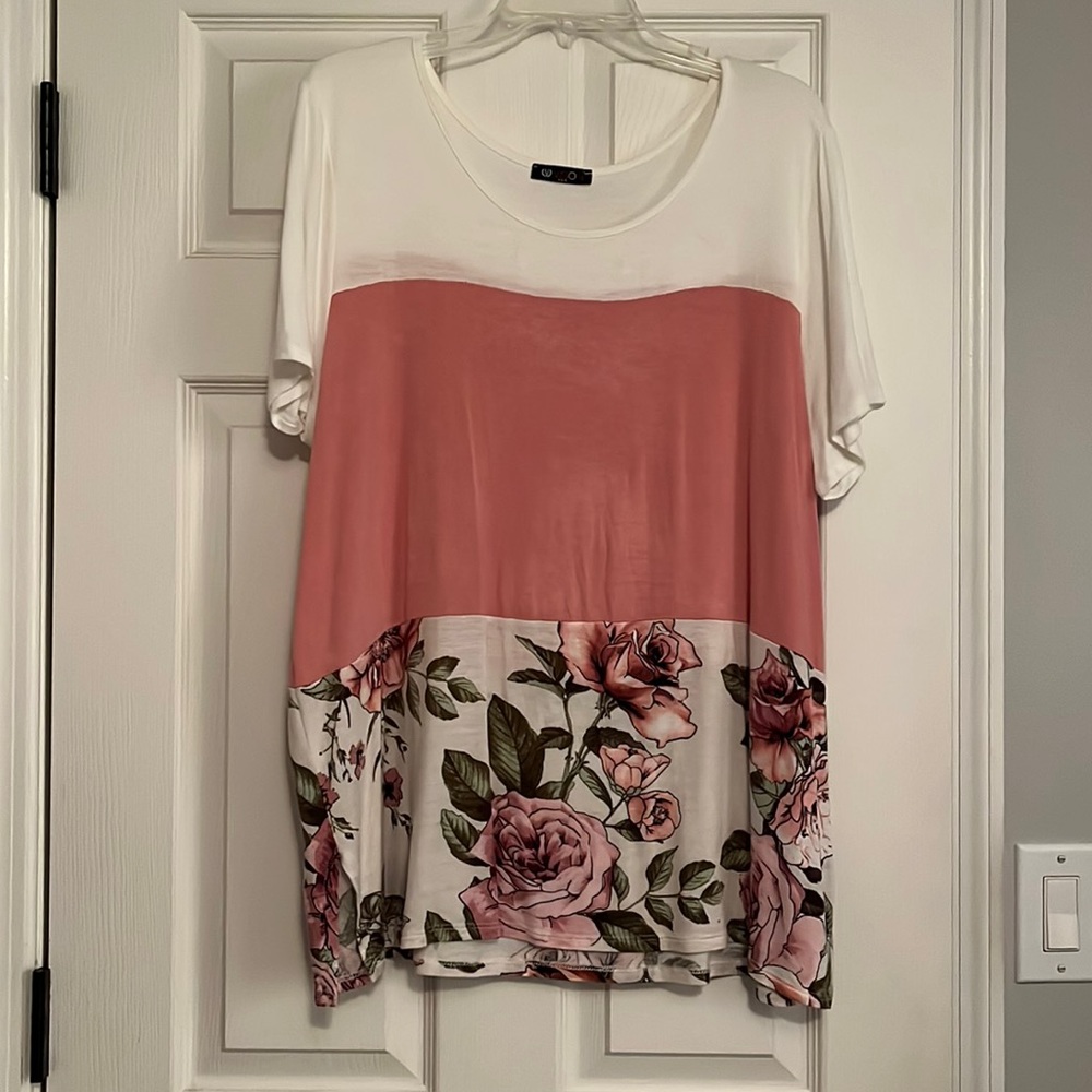 Woman’s Top 2X